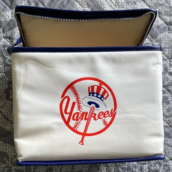 Vintage Yankee soft lunch box with Lays logo - Picture 1 of 7